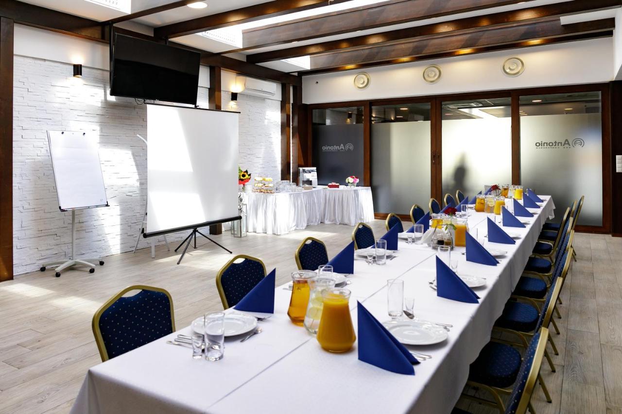 Hotel Antonio Conference Brzeg Eksteriør billede